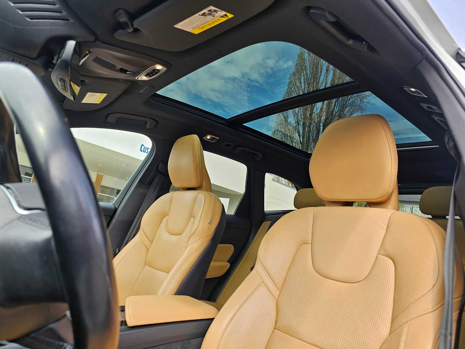 2021 Volvo XC60 Inscription