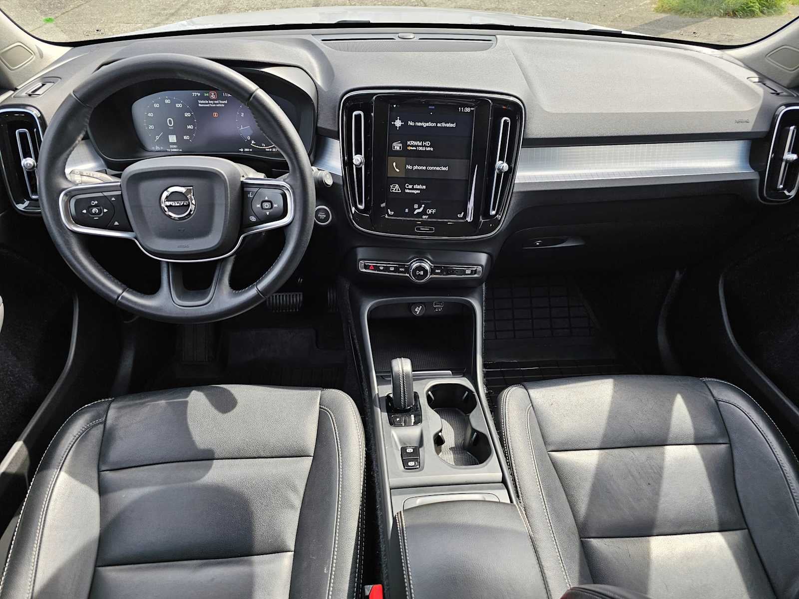 2021 Volvo XC40 Momentum