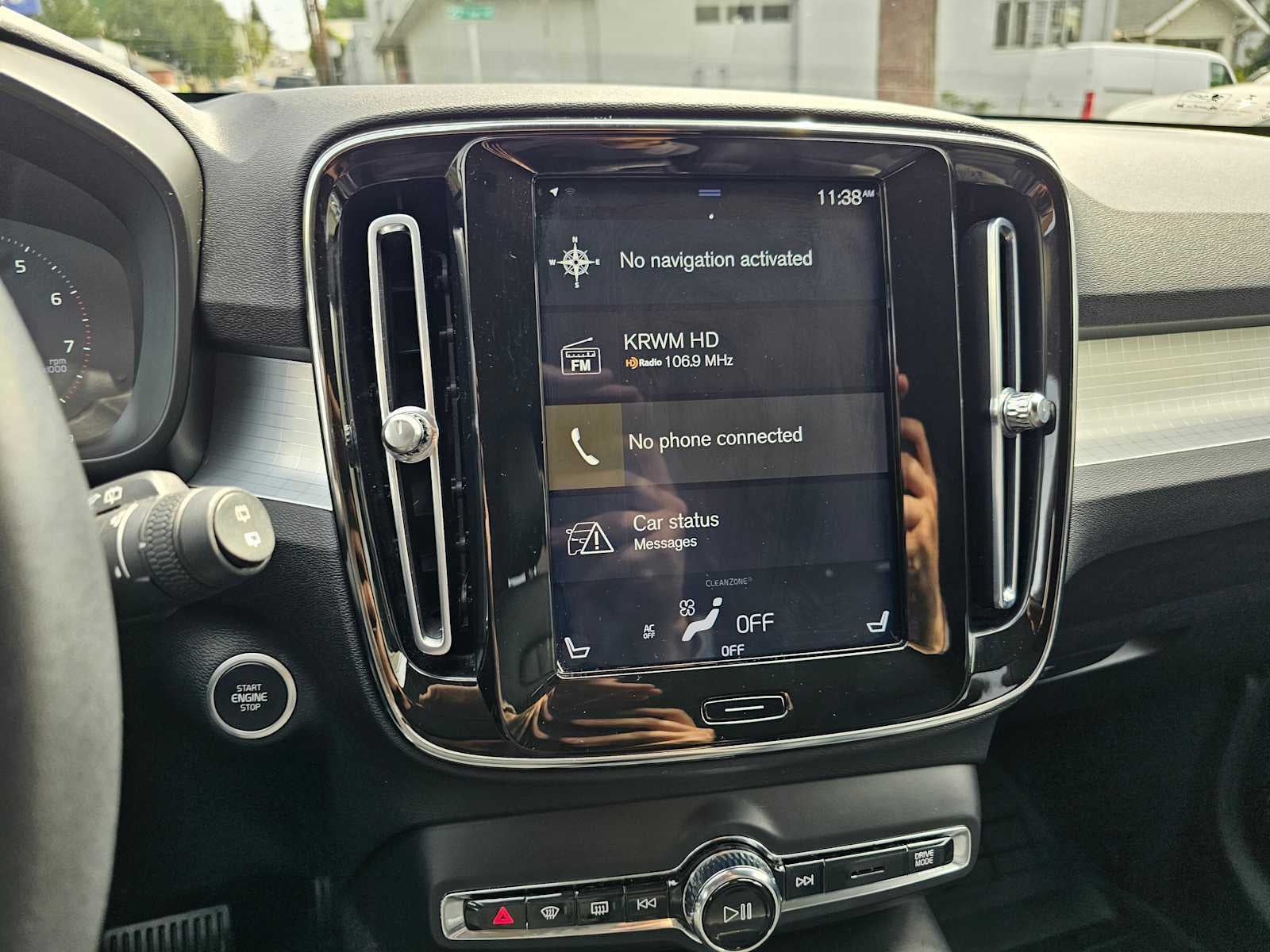 2021 Volvo XC40 Momentum