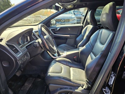 2015 Volvo XC60 T6 Platinum