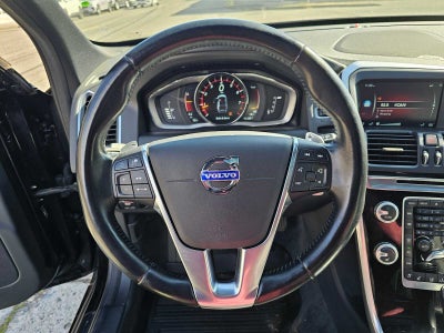 2015 Volvo XC60 T6 Platinum