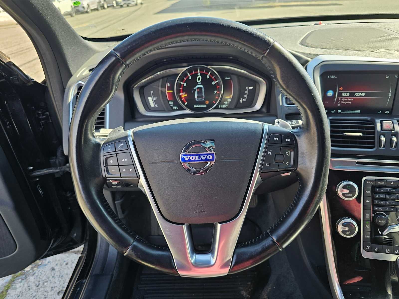 2015 Volvo XC60 T6 Platinum