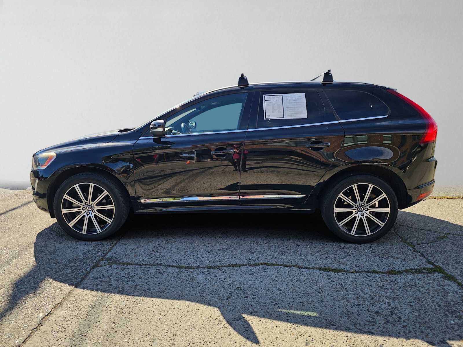 2015 Volvo XC60 T6 Platinum