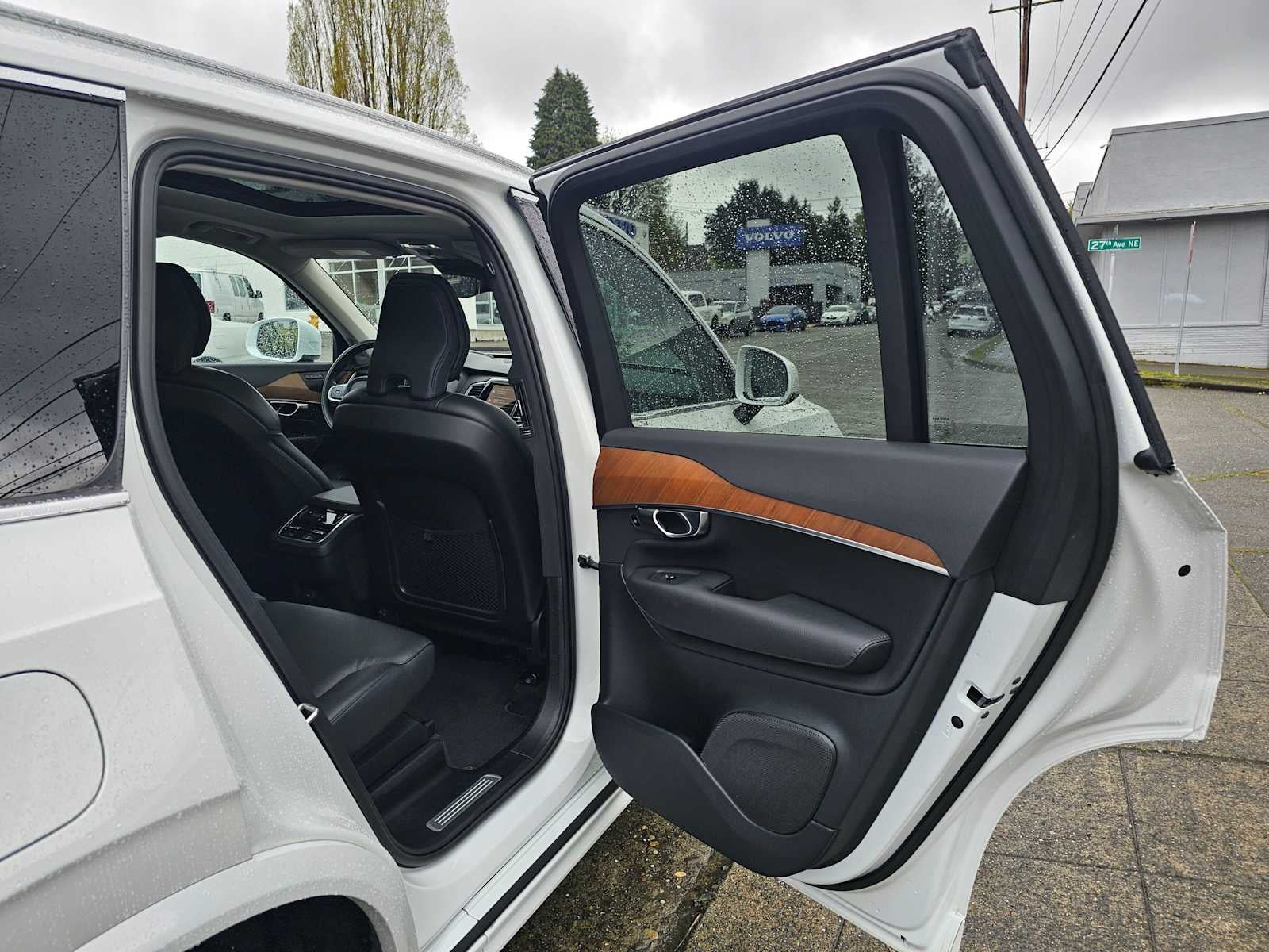 2022 Volvo XC90 Momentum