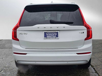 2022 Volvo XC90 Momentum
