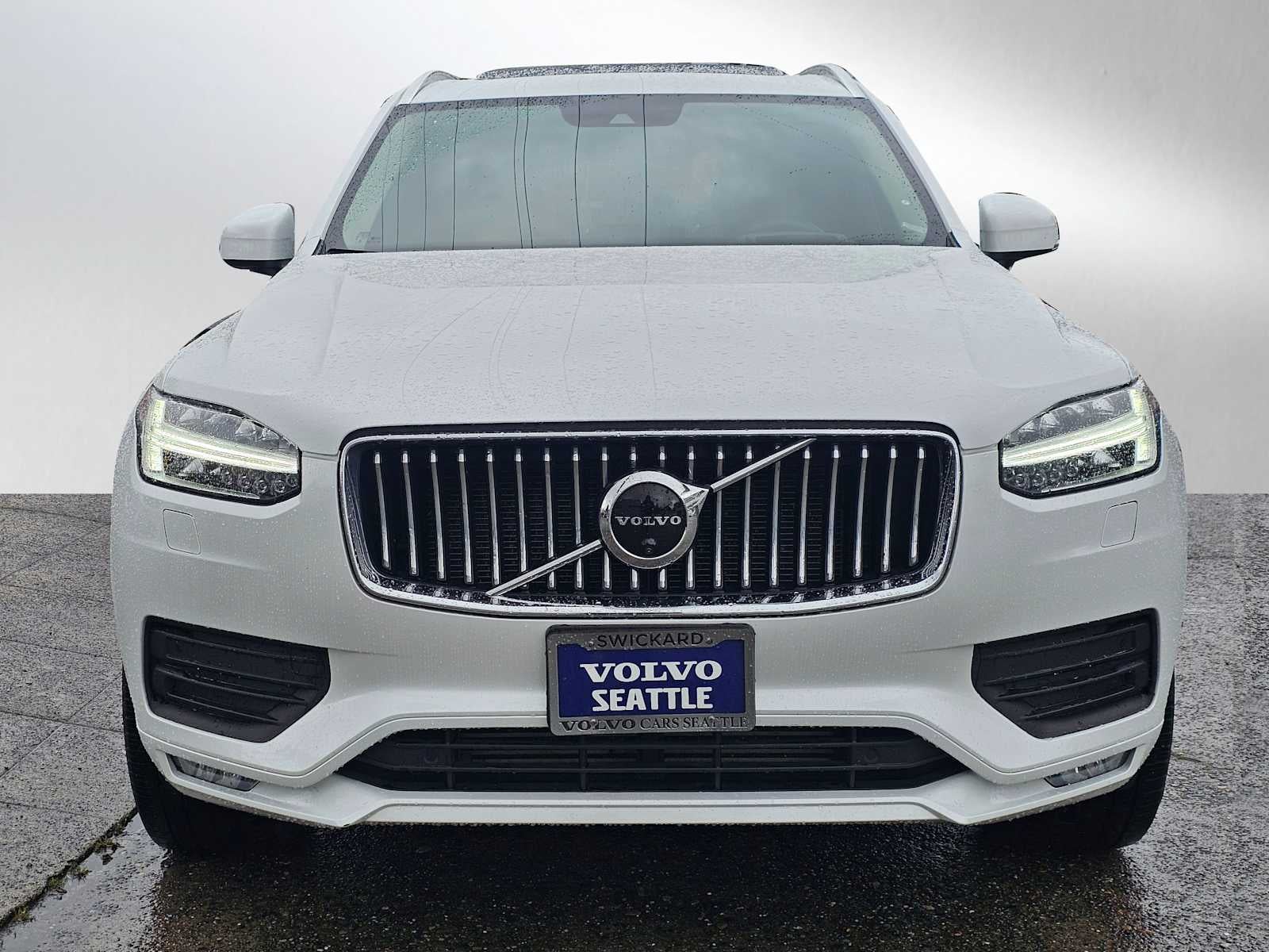 2022 Volvo XC90 Momentum