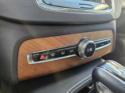 2020 Volvo XC90 Inscription