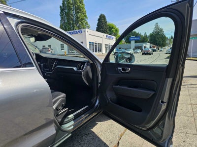 2019 Volvo XC60 Momentum