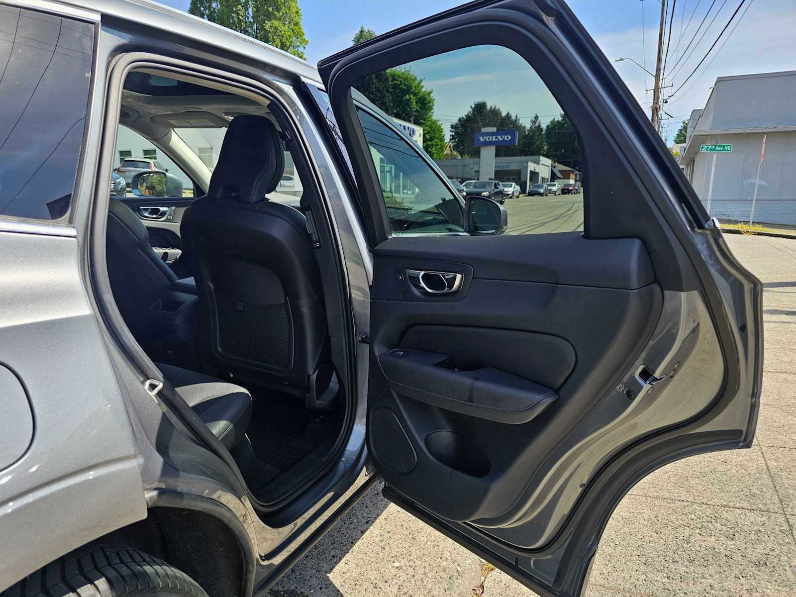 2019 Volvo XC60 Momentum