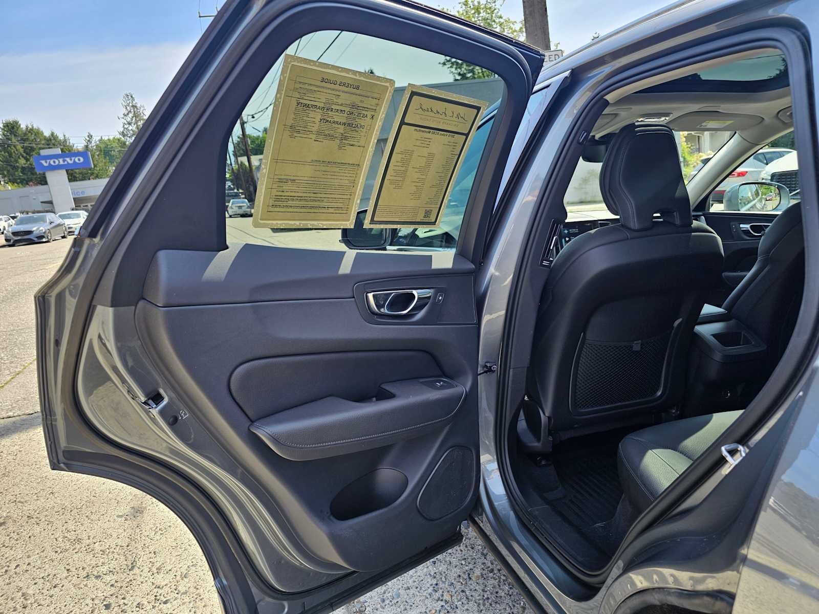 2019 Volvo XC60 Momentum