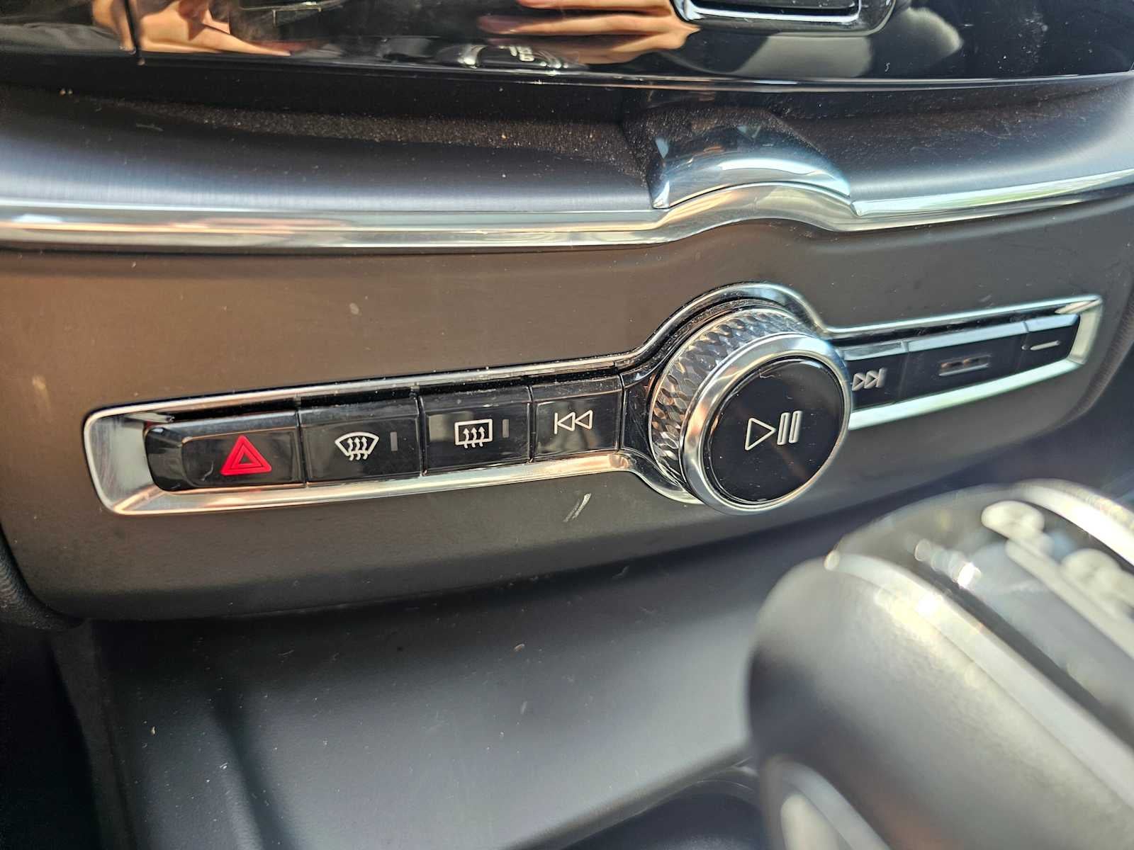 2019 Volvo XC60 Momentum
