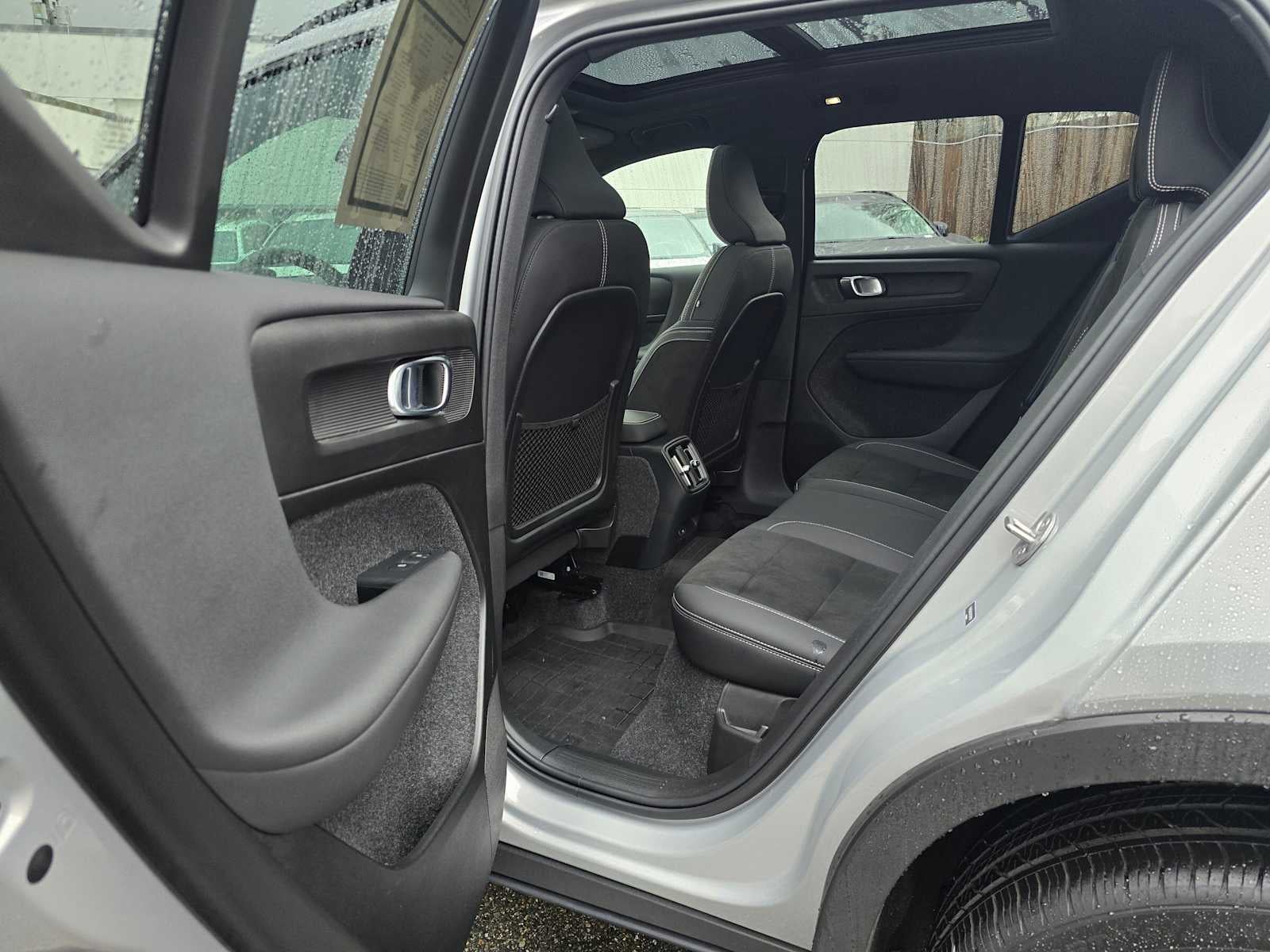 2023 Volvo XC40 Recharge Pure Electric Plus