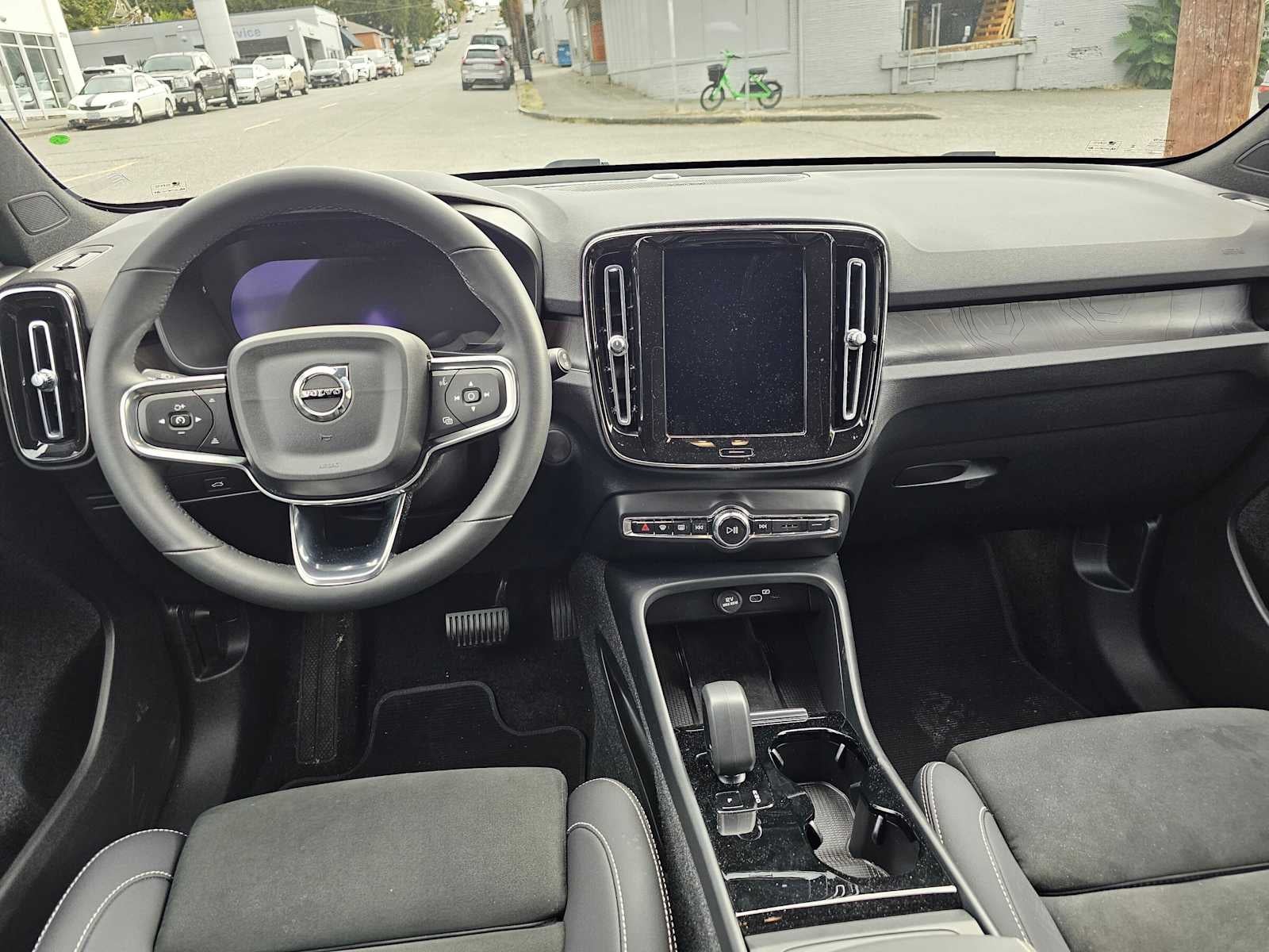 2023 Volvo XC40 Recharge Pure Electric Ultimate