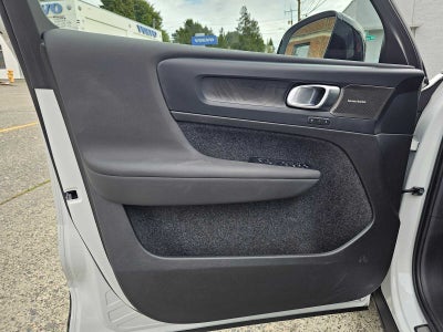 2023 Volvo XC40 Recharge Pure Electric Ultimate