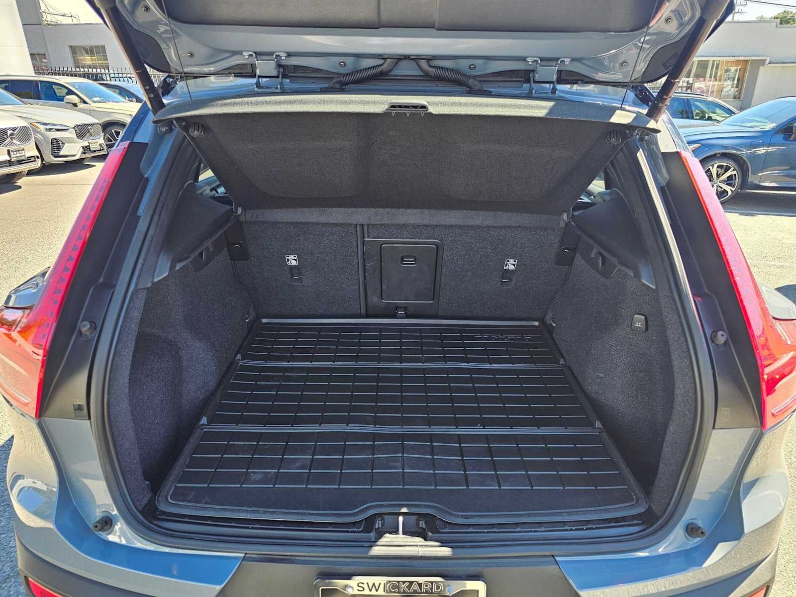 2023 Volvo XC40 Recharge Pure Electric Plus
