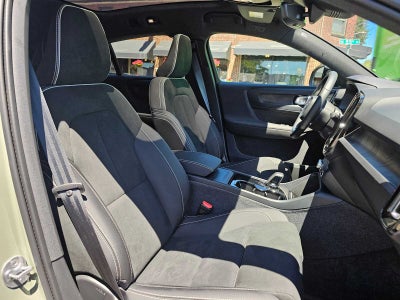 2024 Volvo C40 Recharge Pure Electric Plus