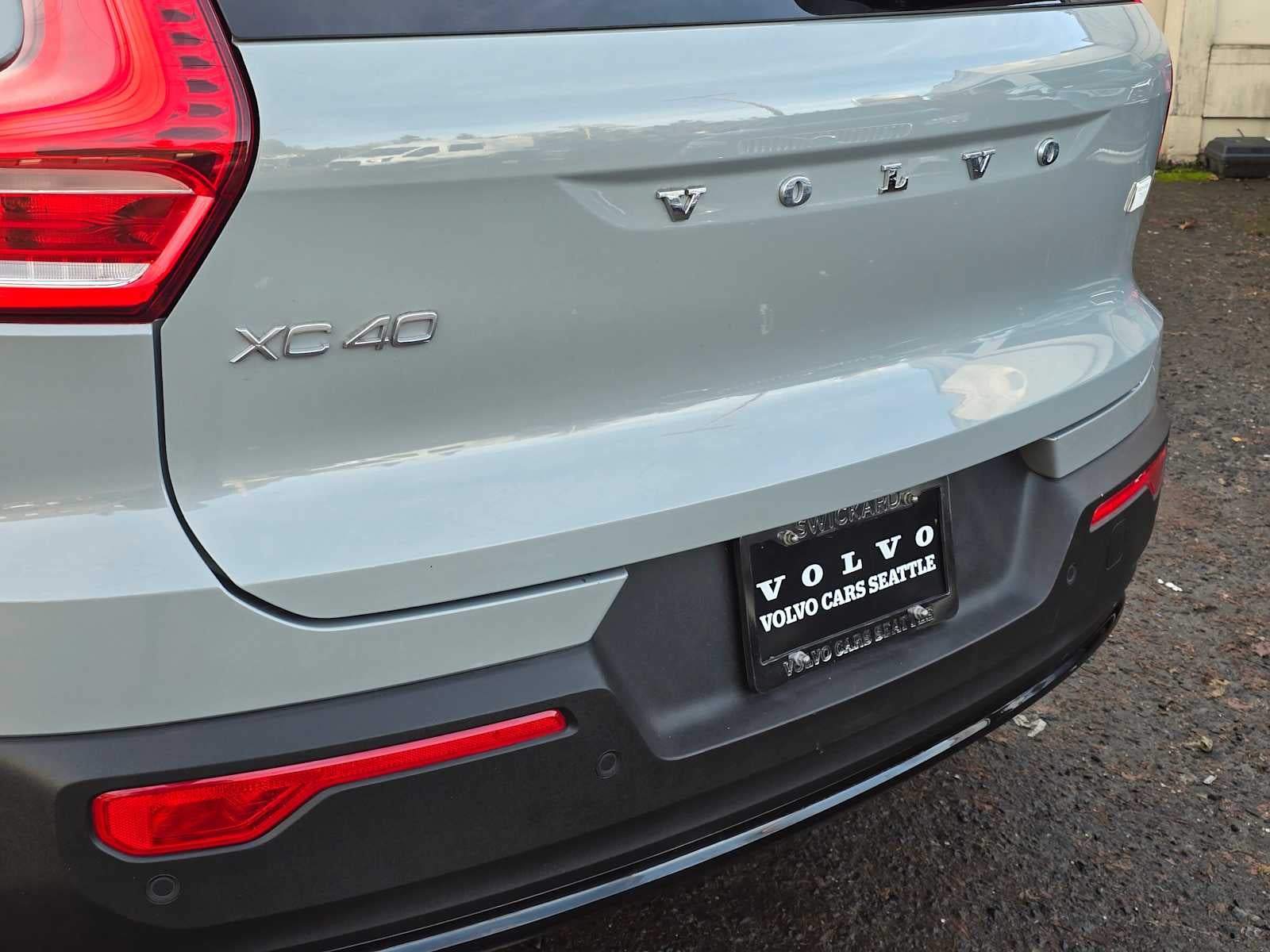 2024 Volvo XC40 Recharge Pure Electric Plus