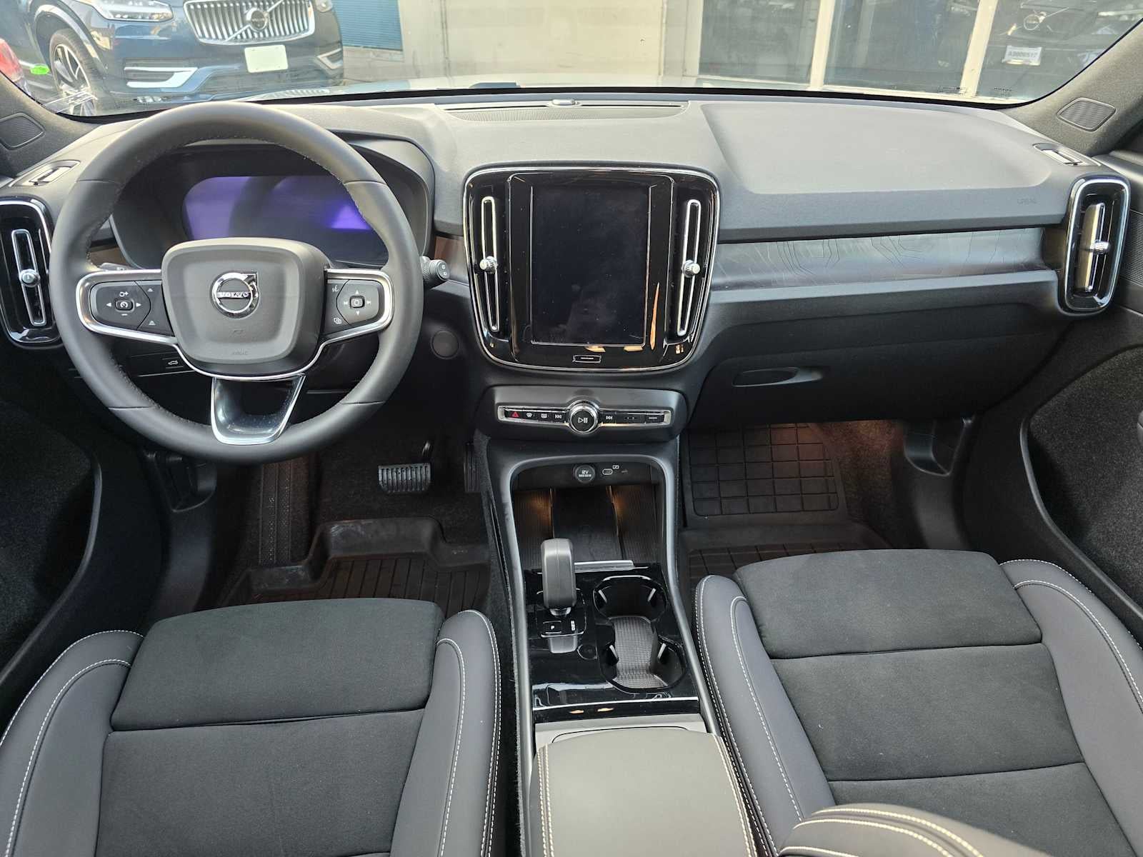 2024 Volvo XC40 Recharge Pure Electric Plus