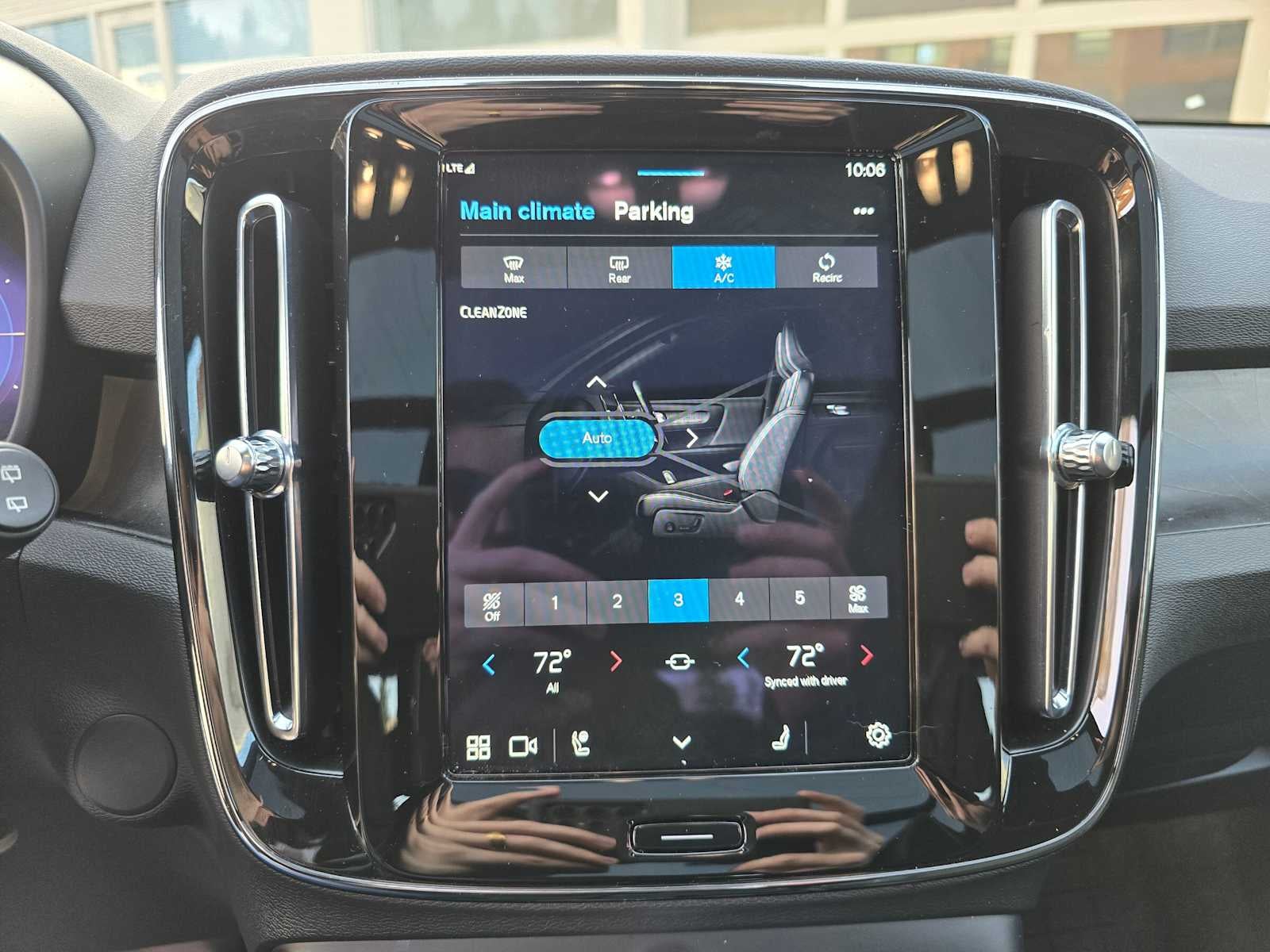 2024 Volvo XC40 Recharge Pure Electric Plus