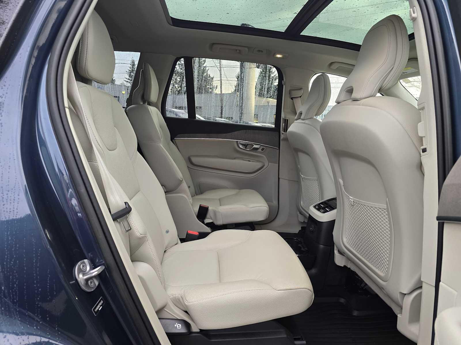 2023 Volvo XC90 Recharge Plug-In Hybrid Plus