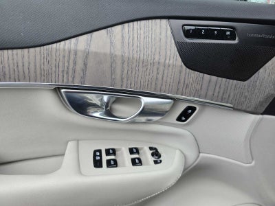 2023 Volvo XC90 Recharge Plug-In Hybrid Plus