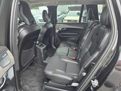 2023 Volvo XC90 Recharge Plug-In Hybrid Ultimate Bright Theme