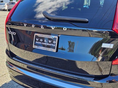 2023 Volvo XC90 Recharge Plug-In Hybrid Ultimate Bright Theme