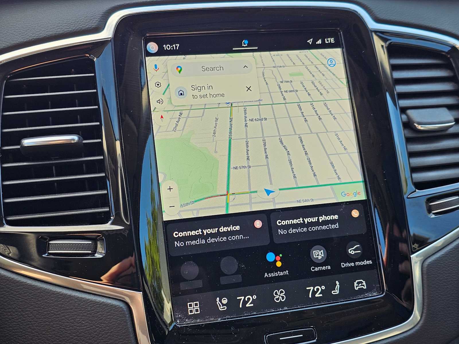 2023 Volvo XC90 Recharge Plug-In Hybrid Ultimate Bright Theme