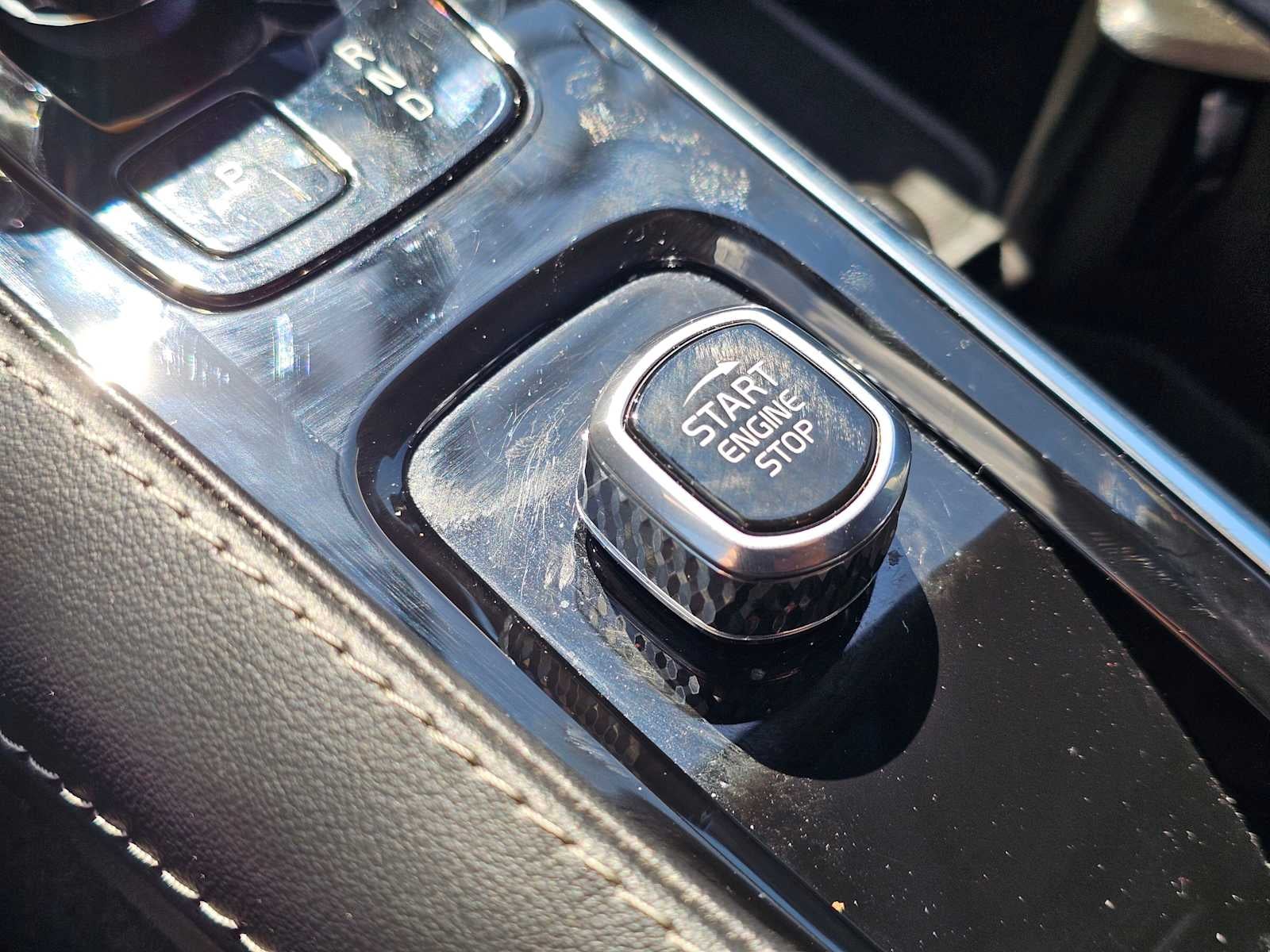 2023 Volvo XC90 Recharge Plug-In Hybrid Ultimate Bright Theme