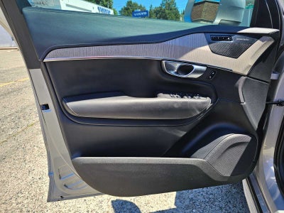 2023 Volvo XC90 Recharge Plug-In Hybrid Ultimate Bright Theme