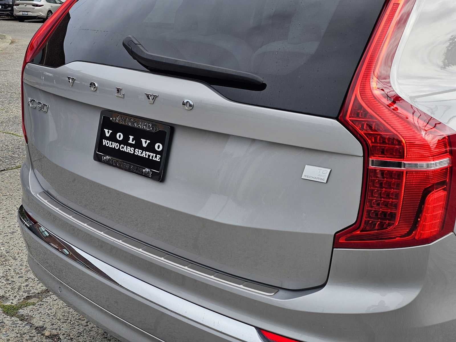 2024 Volvo XC90 Recharge Plug-In Hybrid Plus Bright Theme