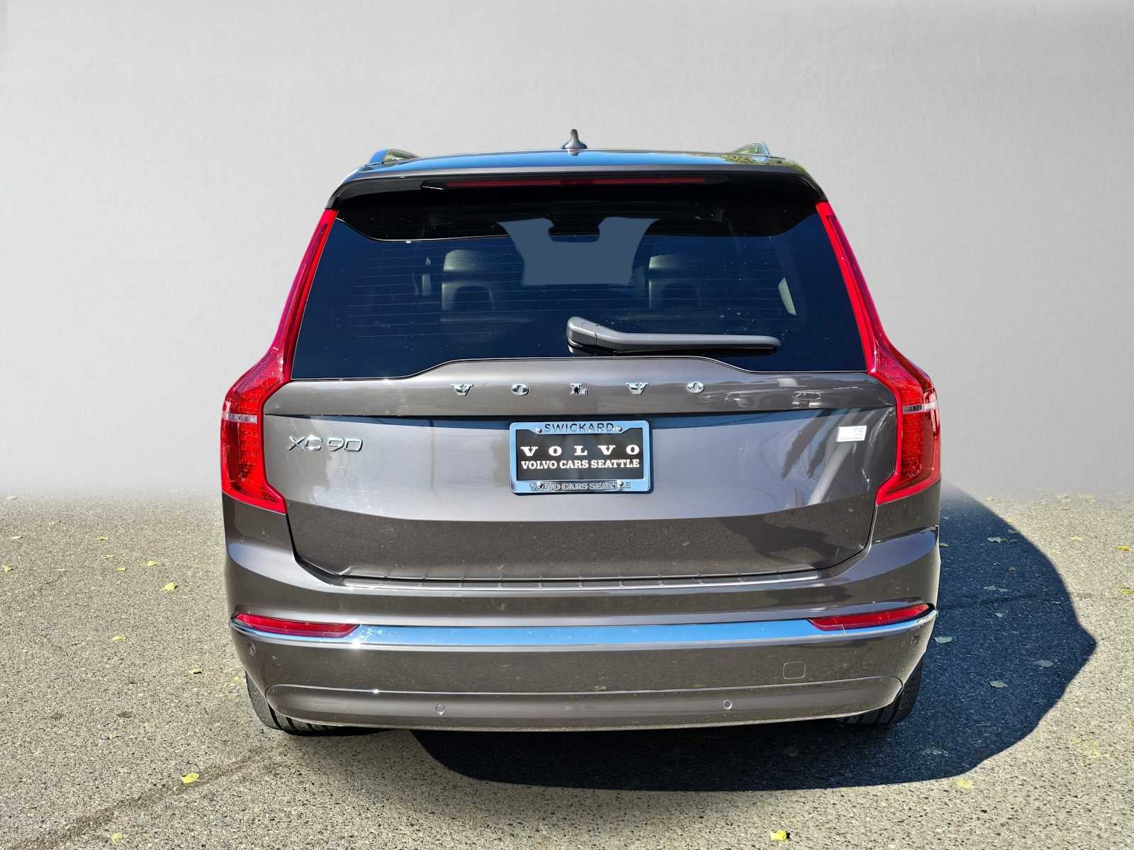 2024 Volvo XC90 Recharge Plug-In Hybrid Ultimate Bright Theme