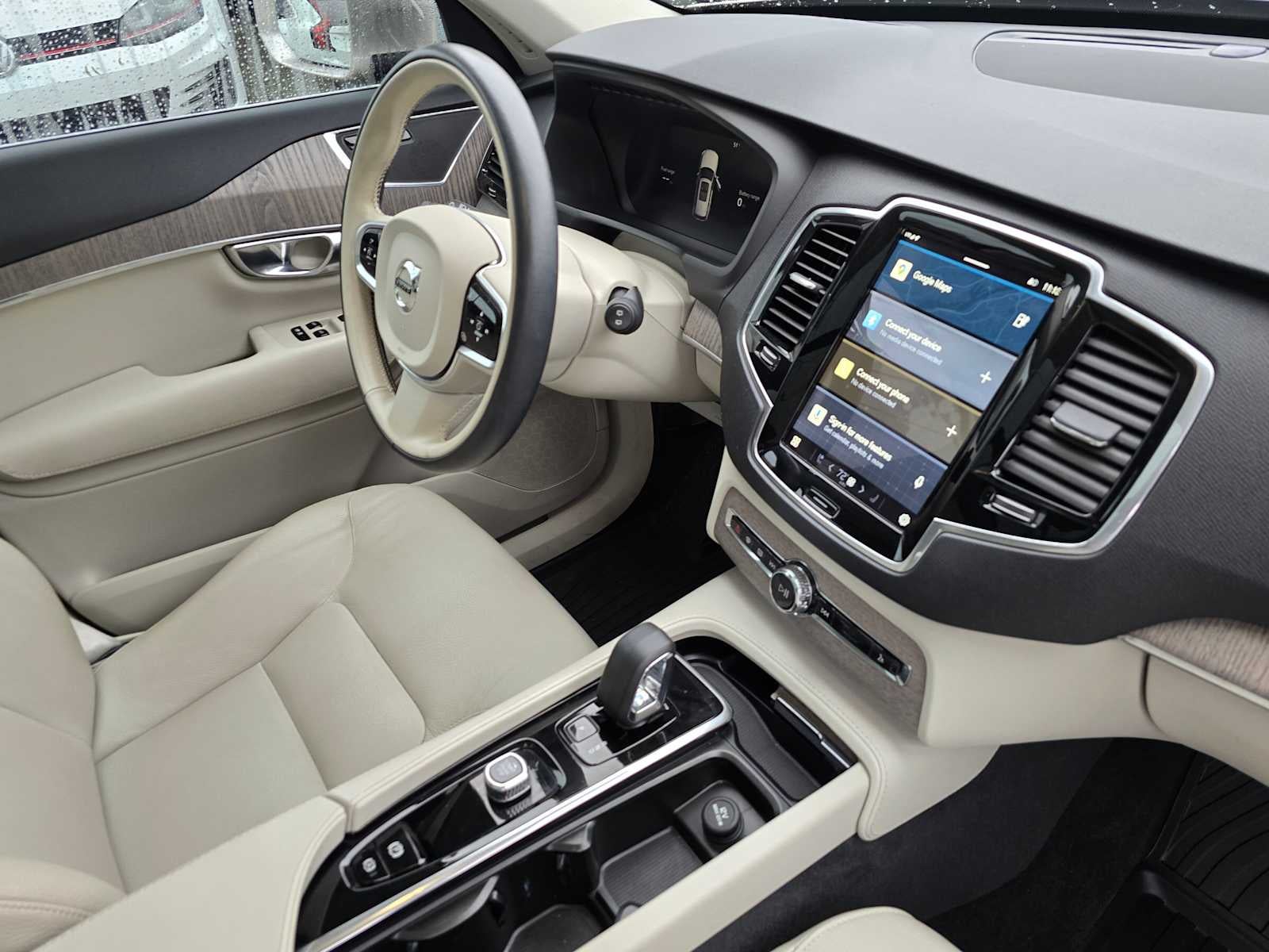 2023 Volvo XC90 Recharge Plug-In Hybrid Plus Bright Theme