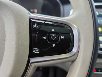 2023 Volvo XC90 Recharge Plug-In Hybrid Plus Bright Theme