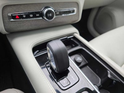 2023 Volvo XC90 Recharge Plug-In Hybrid Plus Bright Theme