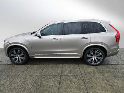 2023 Volvo XC90 Recharge Plug-In Hybrid Plus Bright Theme