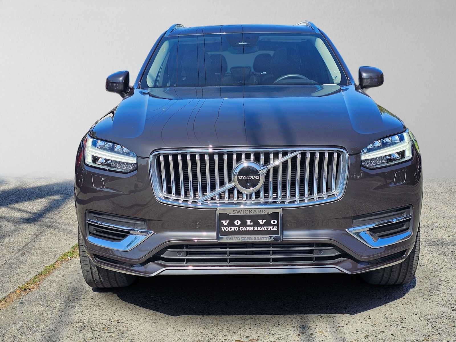 2023 Volvo XC90 Recharge Plug-In Hybrid Plus Bright Theme