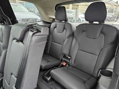 2023 Volvo XC90 Recharge Plug-In Hybrid Plus Dark Theme