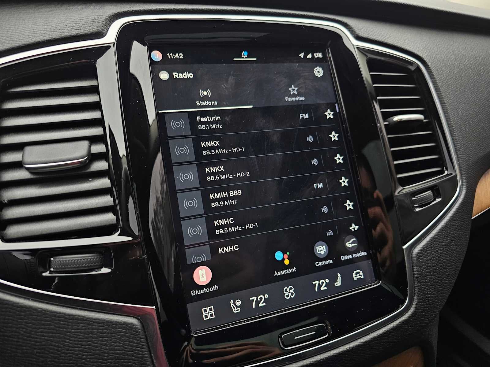 2023 Volvo XC90 Recharge Plug-In Hybrid Plus Dark Theme