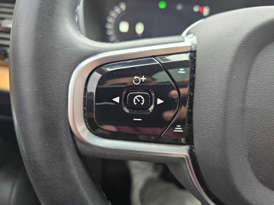2023 Volvo XC90 Recharge Plug-In Hybrid Plus Dark Theme