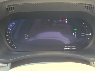 2023 Volvo XC60 Recharge Plug-In Hybrid Ultimate Bright Theme
