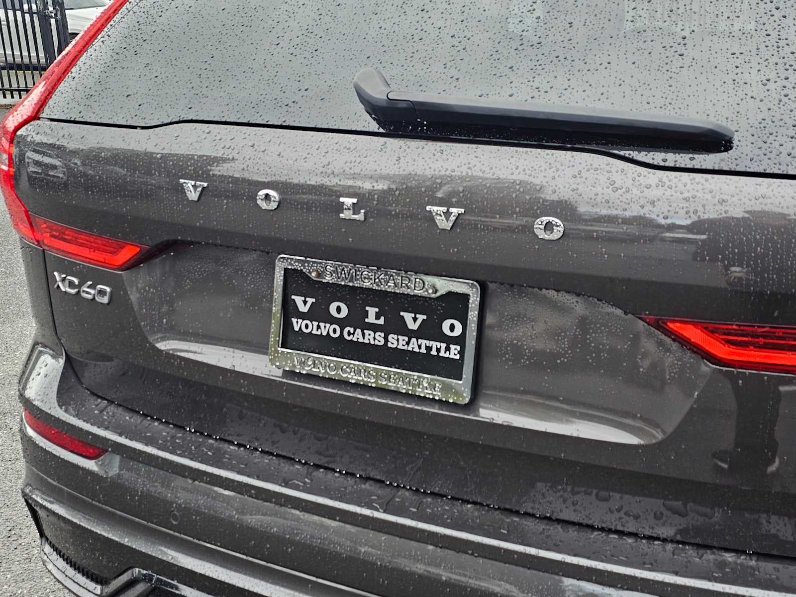 2022 Volvo XC60 Recharge Plug-In Hybrid R-Design