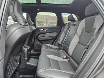 2022 Volvo XC60 Recharge Plug-In Hybrid R-Design