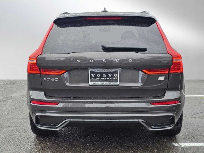 2022 Volvo XC60 Recharge Plug-In Hybrid R-Design