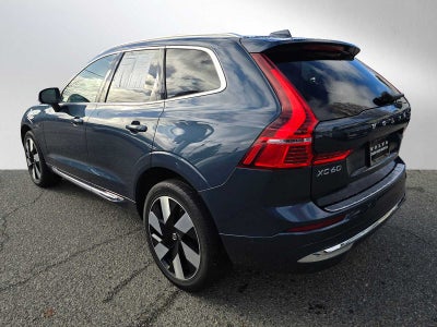 2023 Volvo XC60 Recharge Plug-In Hybrid Plus Bright Theme