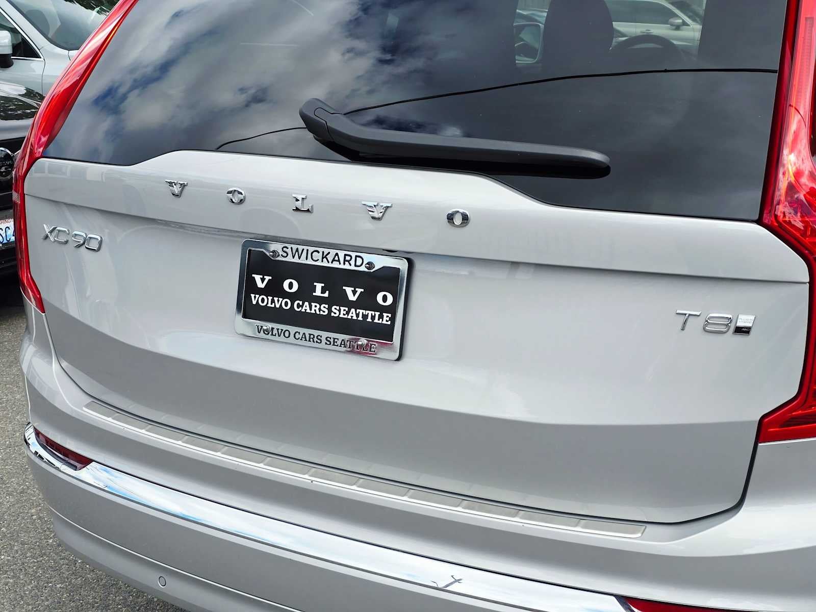 2025 Volvo XC90 Plug-In Hybrid Plus