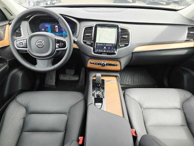 2025 Volvo XC90 Plug-In Hybrid Plus