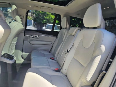 2025 Volvo XC90 Plug-In Hybrid Plus