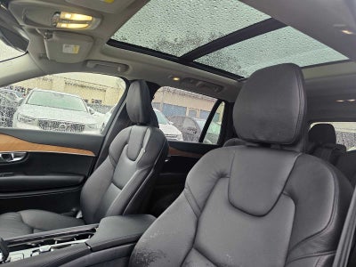 2025 Volvo XC90 Plug-In Hybrid Plus