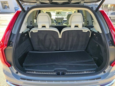2025 Volvo XC90 Plug-In Hybrid Ultra